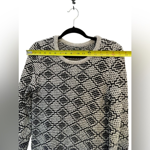 Roots sweater dress size small Medium - Picture 4 of 6